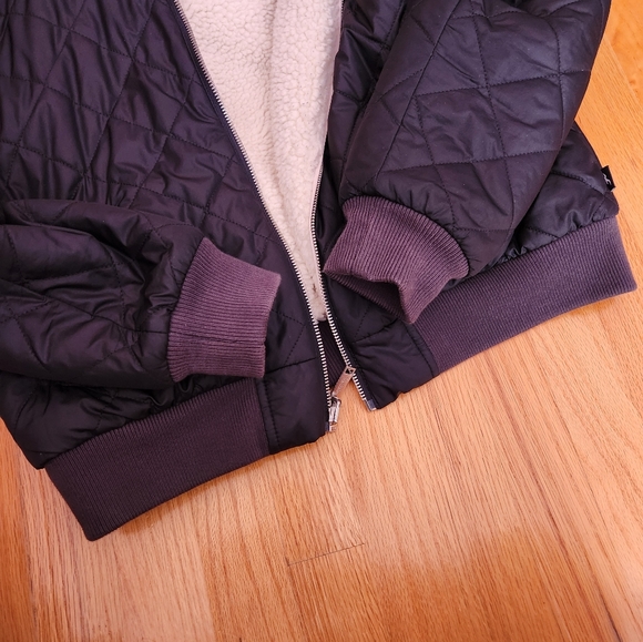 Hollister Reversable sherpa bomber jacket - Picture 10 of 16